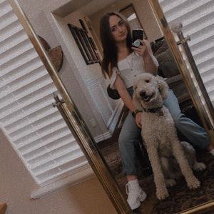 Meet your Posher, Cora